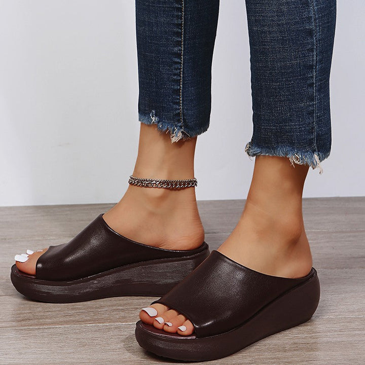 Elsie - Ortopediset slip-on sandaalit vaivattomaan tyyliin