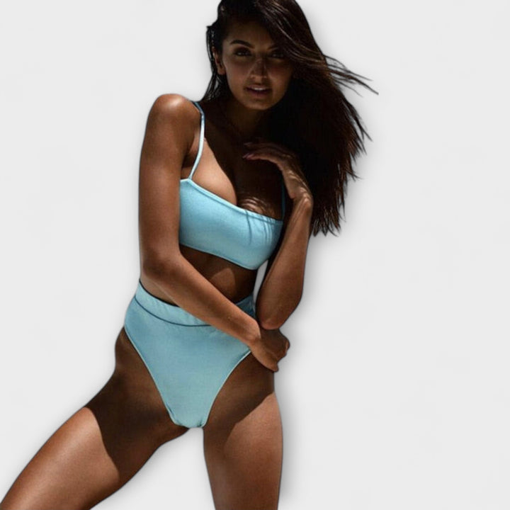 Aili - Bikini pehmeällä kankaalla ja kauniilla istuvuudella