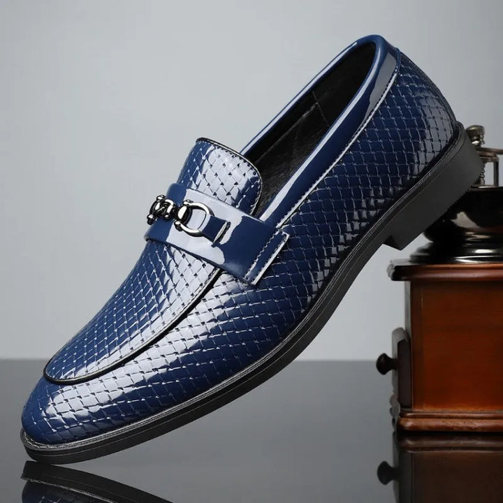 Aatos - Loaferit laadukkaalla pinnalla