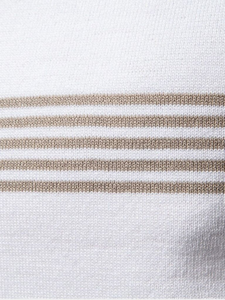 Petri - Pikeepaita selkeällä kauluksella