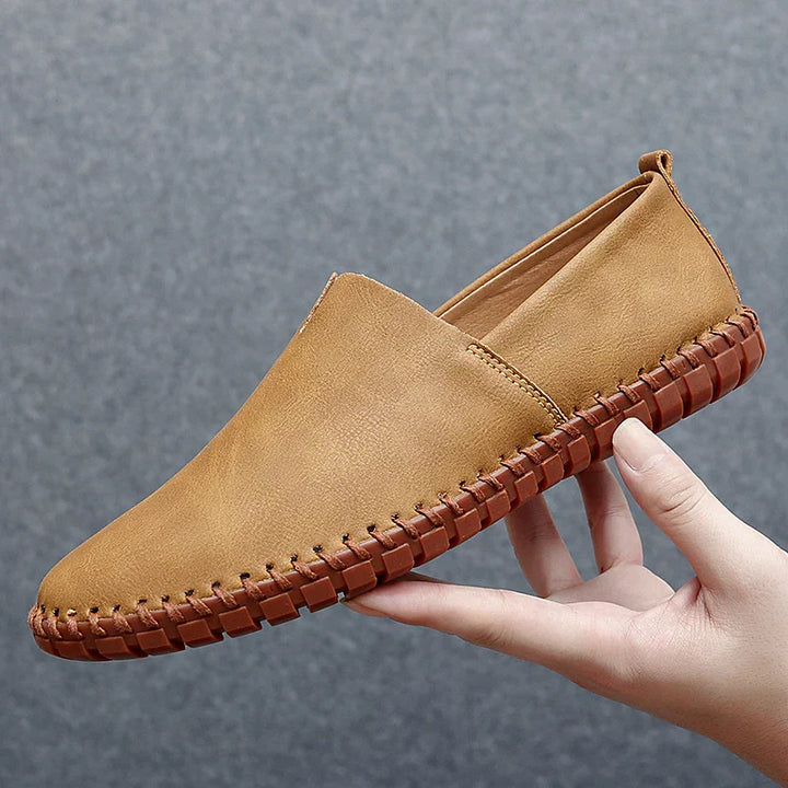 Olli - Loaferit laadukkaalla pinnalla
