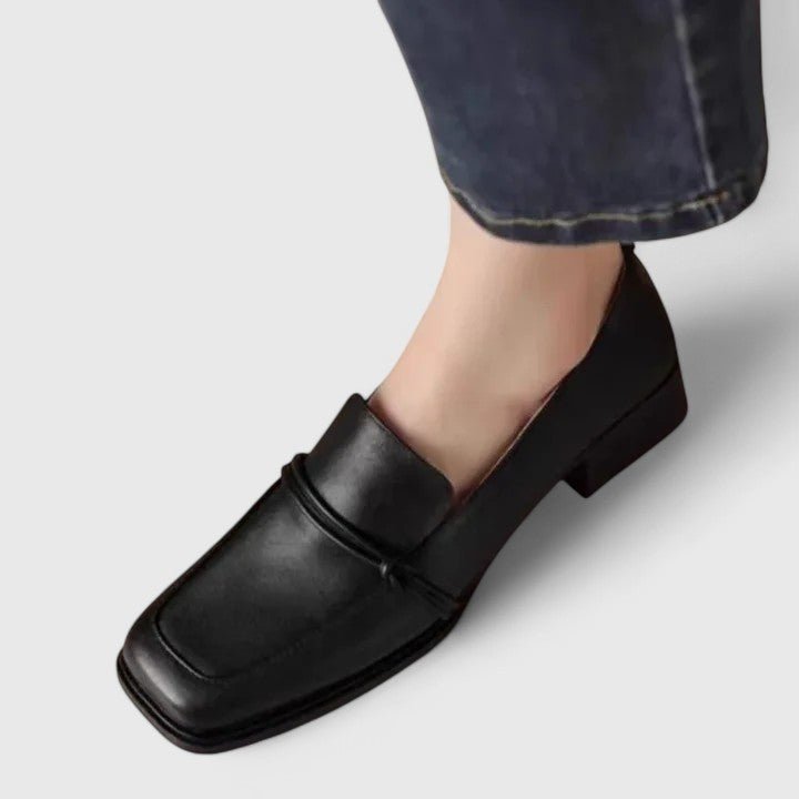 Joni - Loaferit persoonallisella ilmeellä