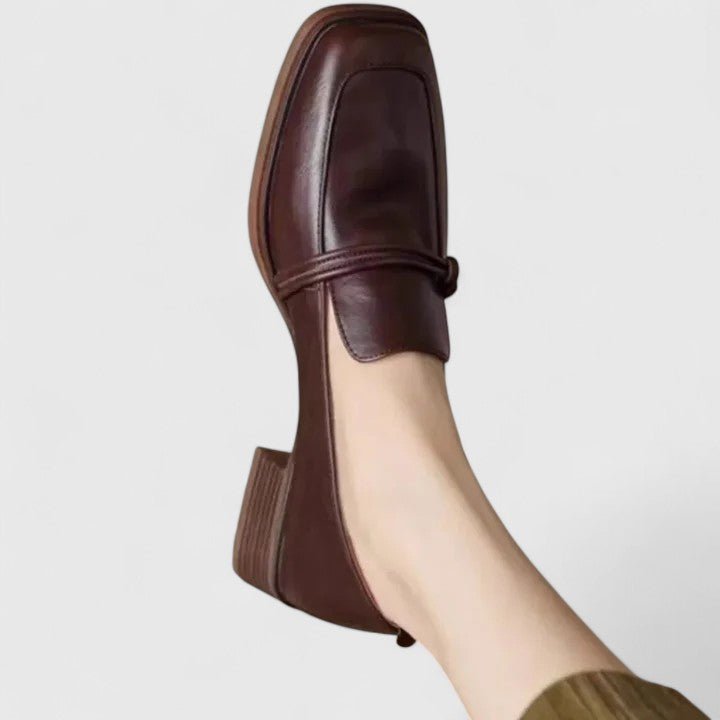 Joni - Loaferit persoonallisella ilmeellä