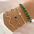 RANNEKORUSETTI VIHREILLÄ KIVILLÄ