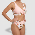 Kukka - Bikini kukallisella kuviolla ja kontrastisella leikkauksella